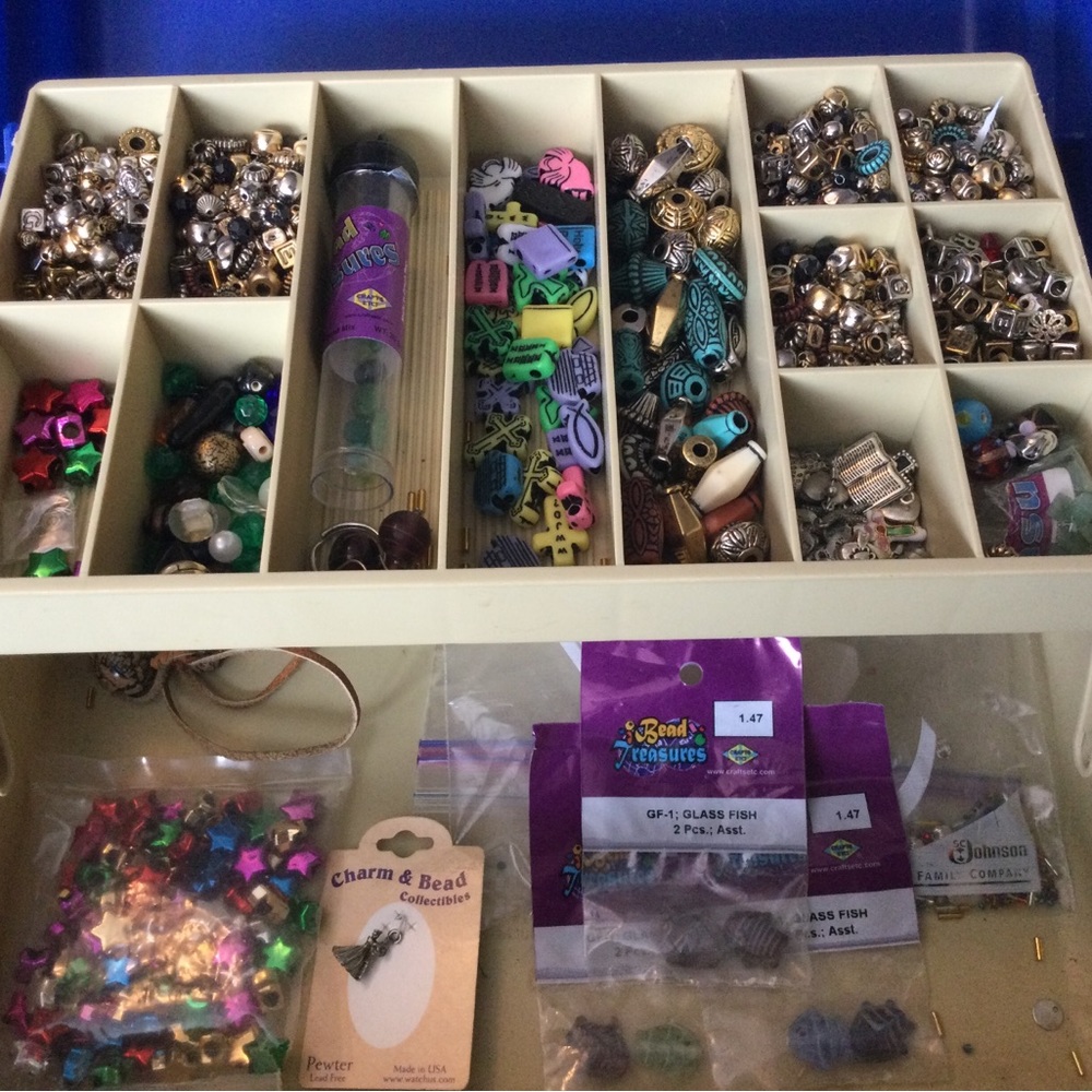 Vintage 1980’s Plano Tackle Box with Lot of Beads